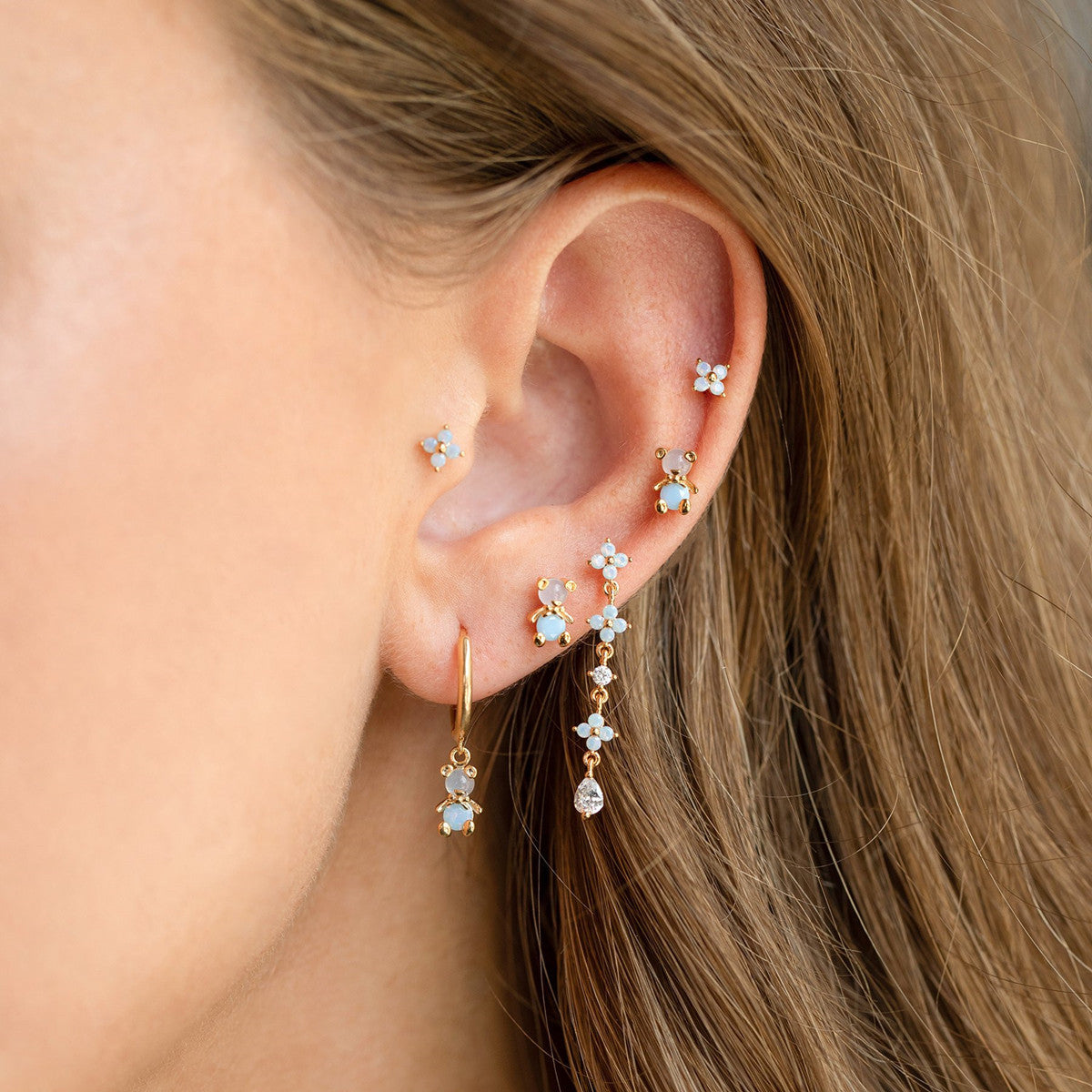 Ensemble de fleurs d'ours, boucles d'oreilles artistiques à la mode