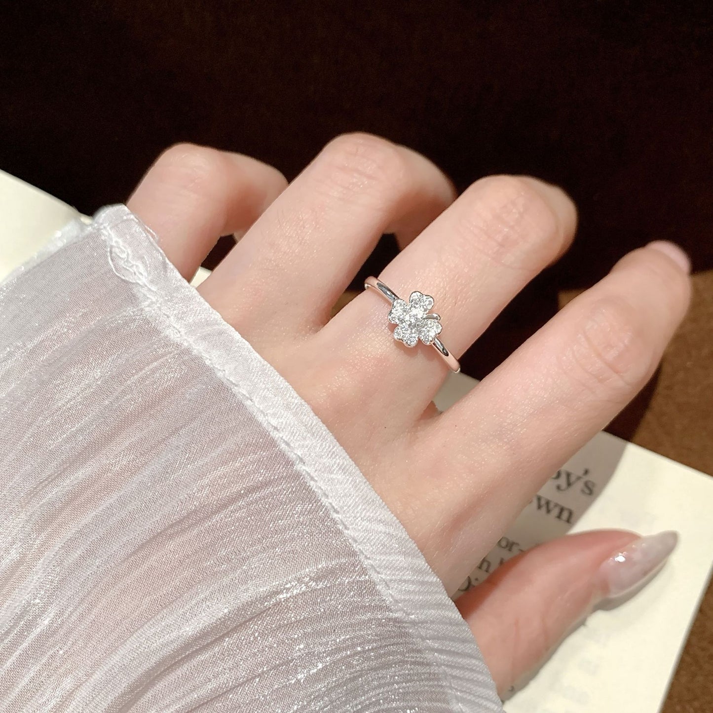 Niche Design Graceful Fashionable Twin Opening Index Rings