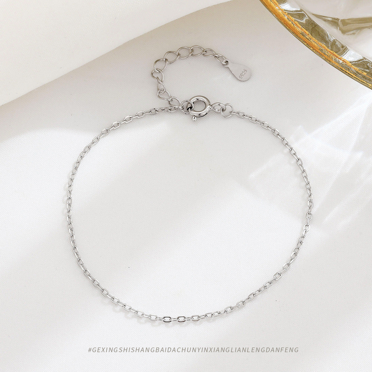 Damen-Armbänder aus Sterlingsilber mit minimalistischer Kreuzkette, temperamentvolle Minderheit, einfache Armbänder