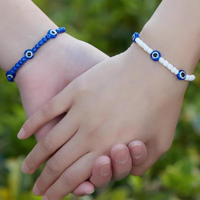 Bracelets tissés réglables en deux pièces aux yeux bleus bohèmes