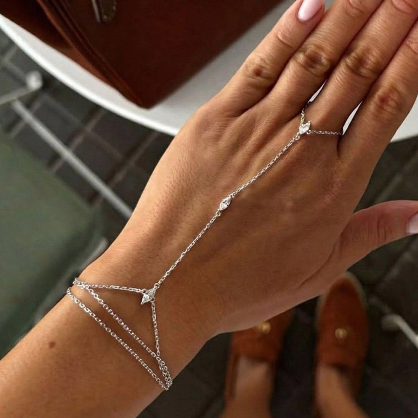 Women's Light Luxury Copper Chain Finger Graceful Personality High-grade Bracelet
