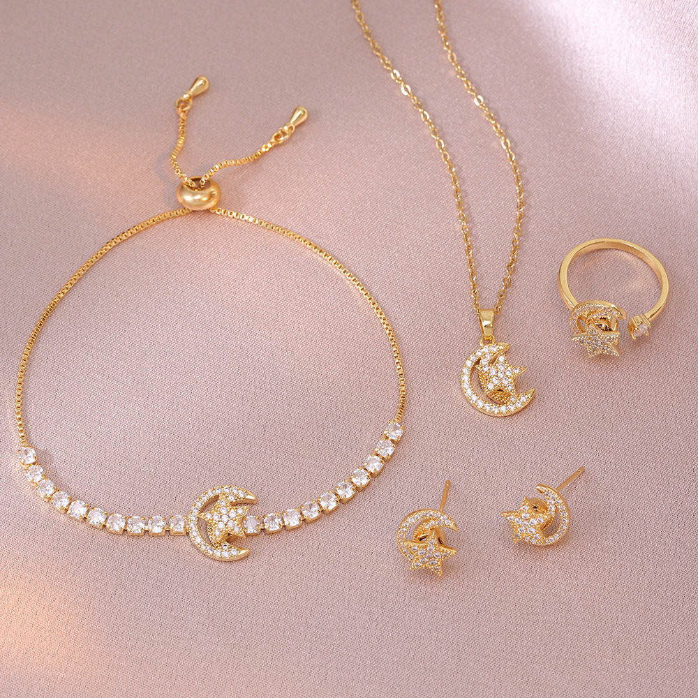 Women's Moon Niche Design Temperament Three-piece Clavicle Necklaces