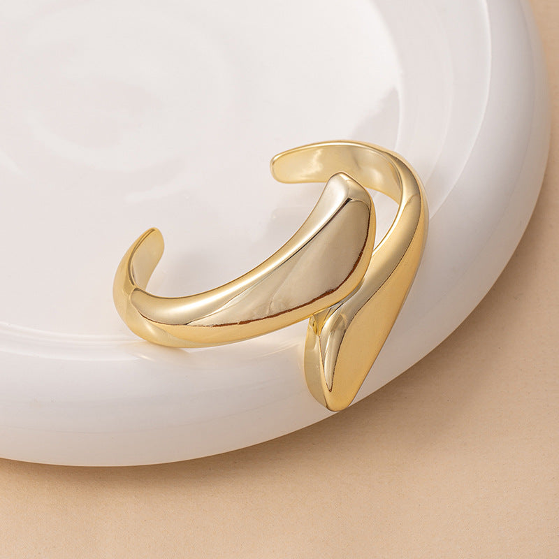 Electroplated Glossy Texture Open-ended Fashionable Exquisite Bracelets
