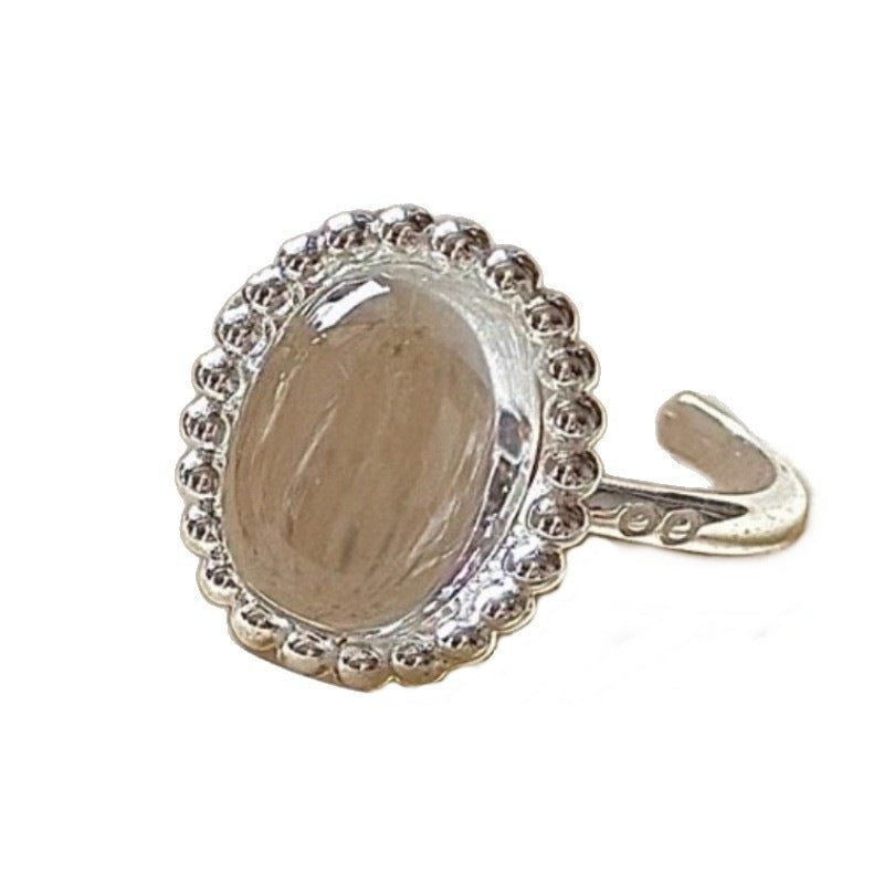Exquisite Oval Female Niche Design Fashion Commuter Ring