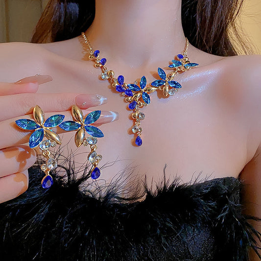Female Alloy Diamond Full Flower Exaggerated Sweater Jewelry Set