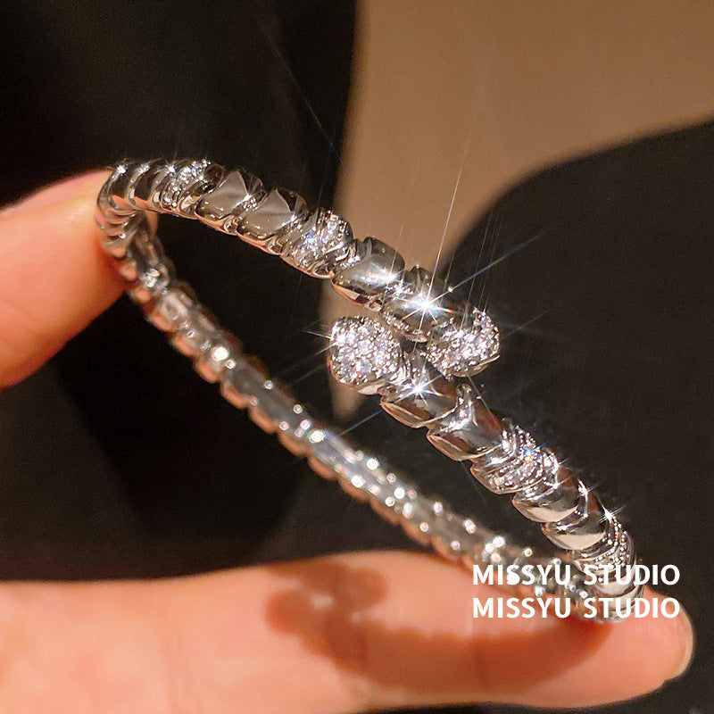 Electroplated Zircon Triangle Stylish Simple Versatile Light Luxury Bracelet