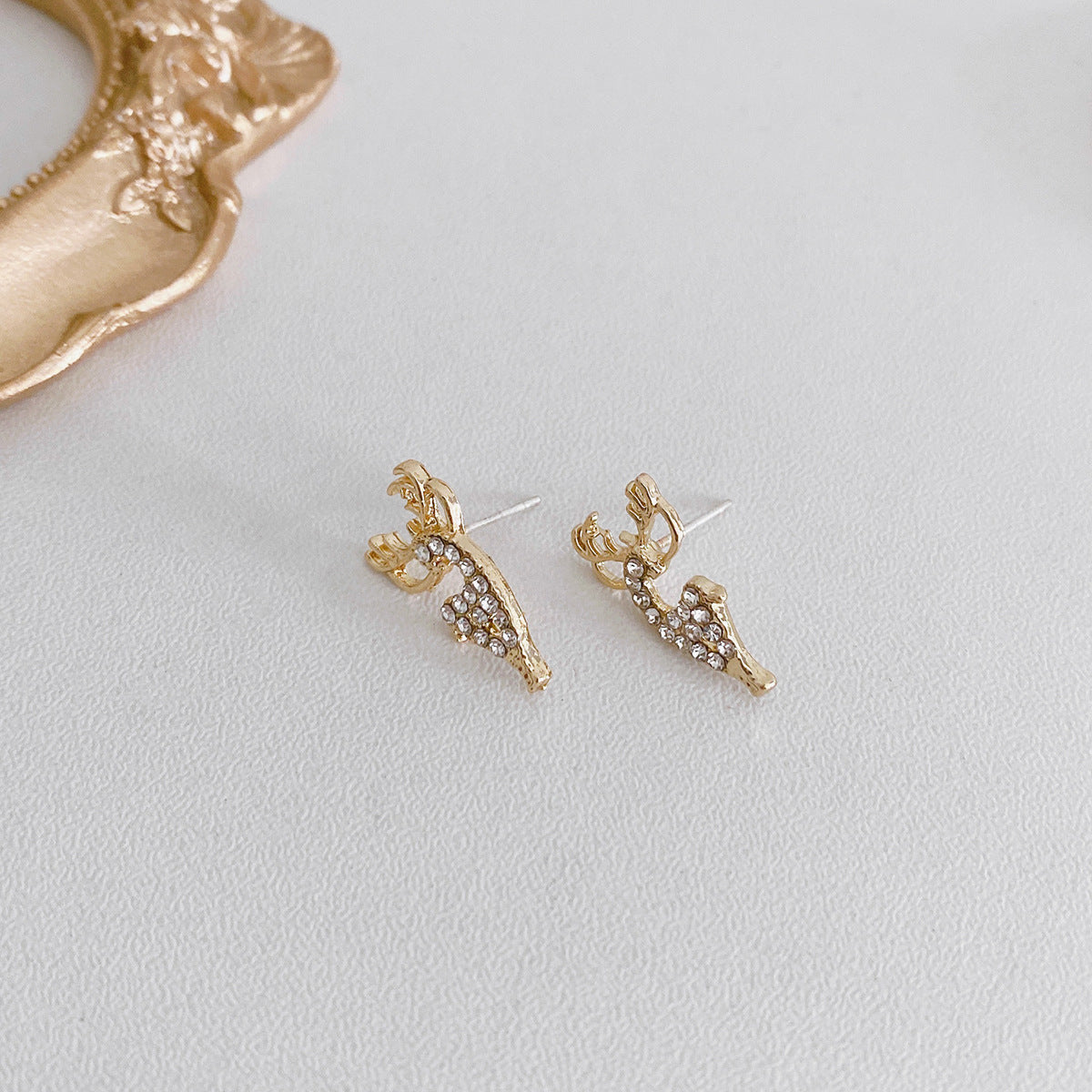 Petites boucles d'oreilles exquises en diamant Yi Lu Has You