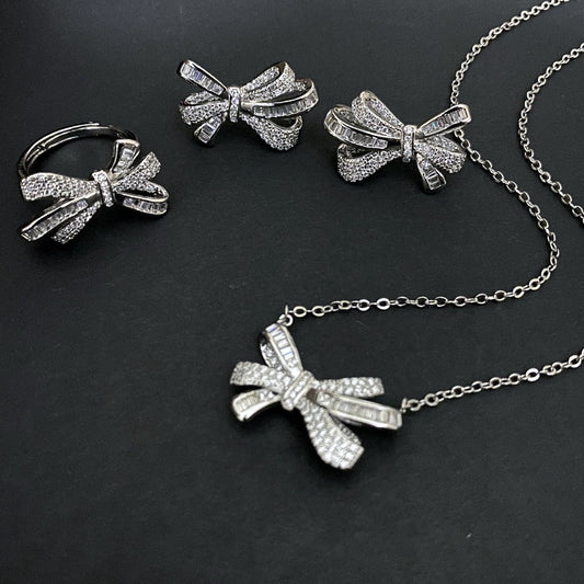 Artificial Female Plated Bow Temperament Entry Lux Pendants