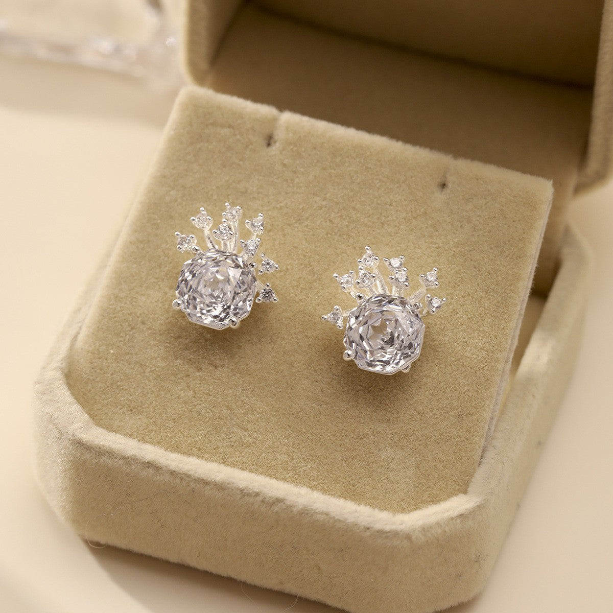 Pearl Colorful Zircon Female Fresh Temperament Stud Earrings