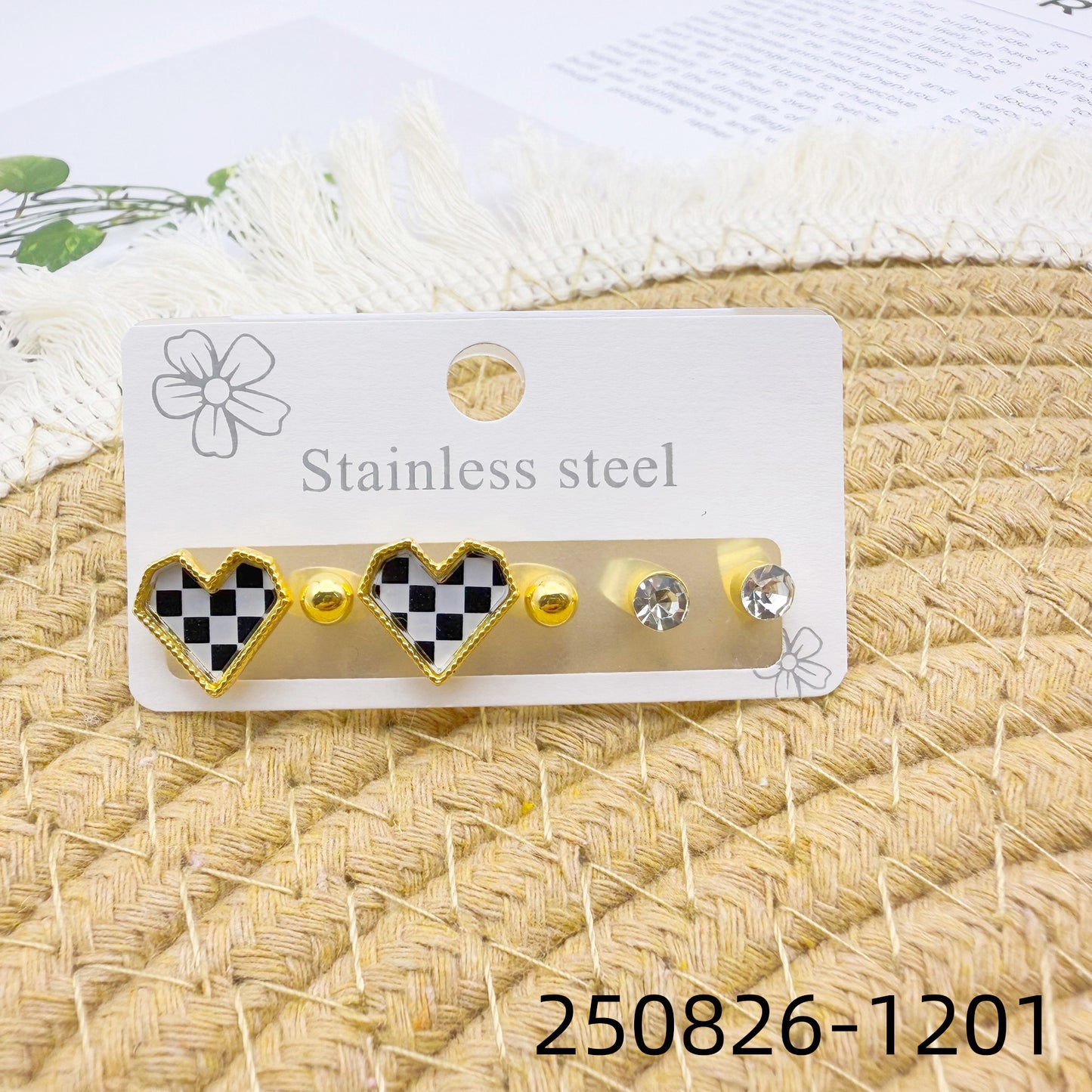 Women's Love Heart High-grade Stainless Steel Diamond Wild Trendy Golden Ear Stud Earrings
