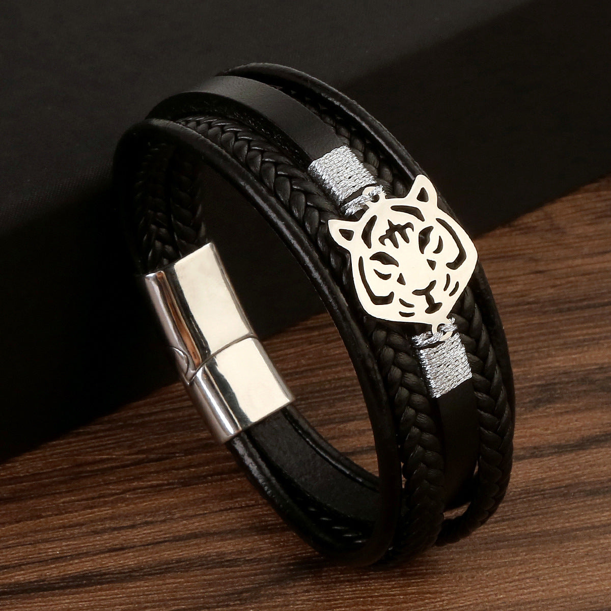 Men's Fashion Tiger Head Stainless Steel Leather Braided Bracelets