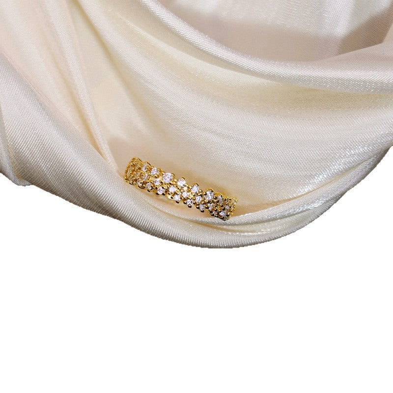 Crushed Ice Zircon Light Luxury Flowers Surrounded Open Ring