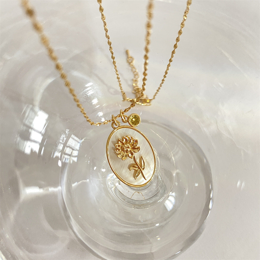 Hair December Flower Three-dimensional Oval Shell Pendant Necklaces