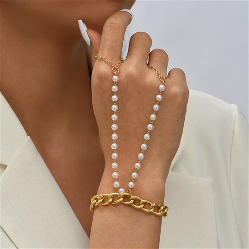 Women's Luxury Minority Advanced Finger Chain Personality Style Fashion Bracelets