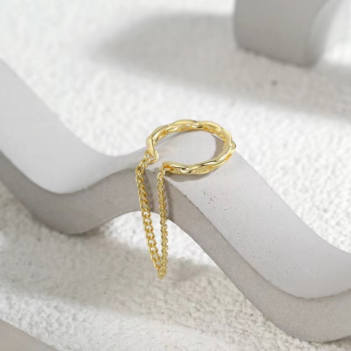 Women's European Chain Tassel Simple Advanced Personality Ear Clip