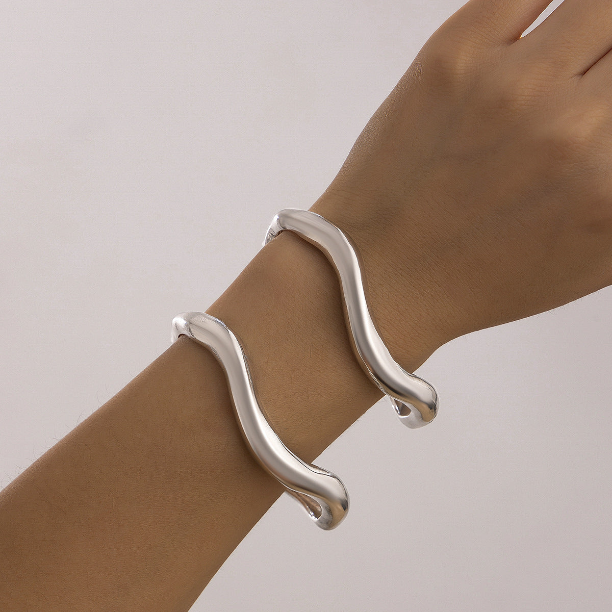 Women's Design Metal Irregular Lava Fashion Texture Pleated Bracelets