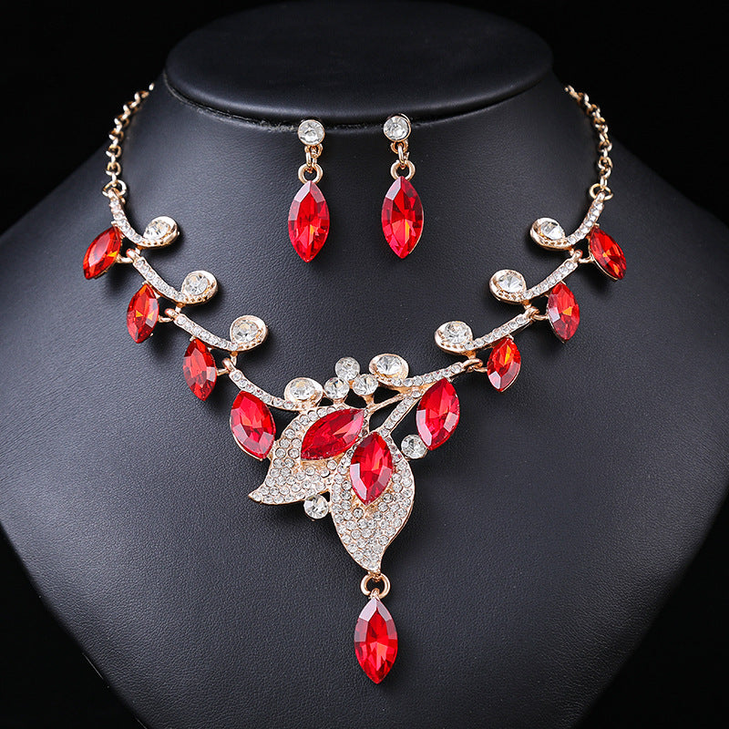 Women's Source High Profile Retro Luxury Crystal Banquet Formal Dress Clavicle Jewelry Set