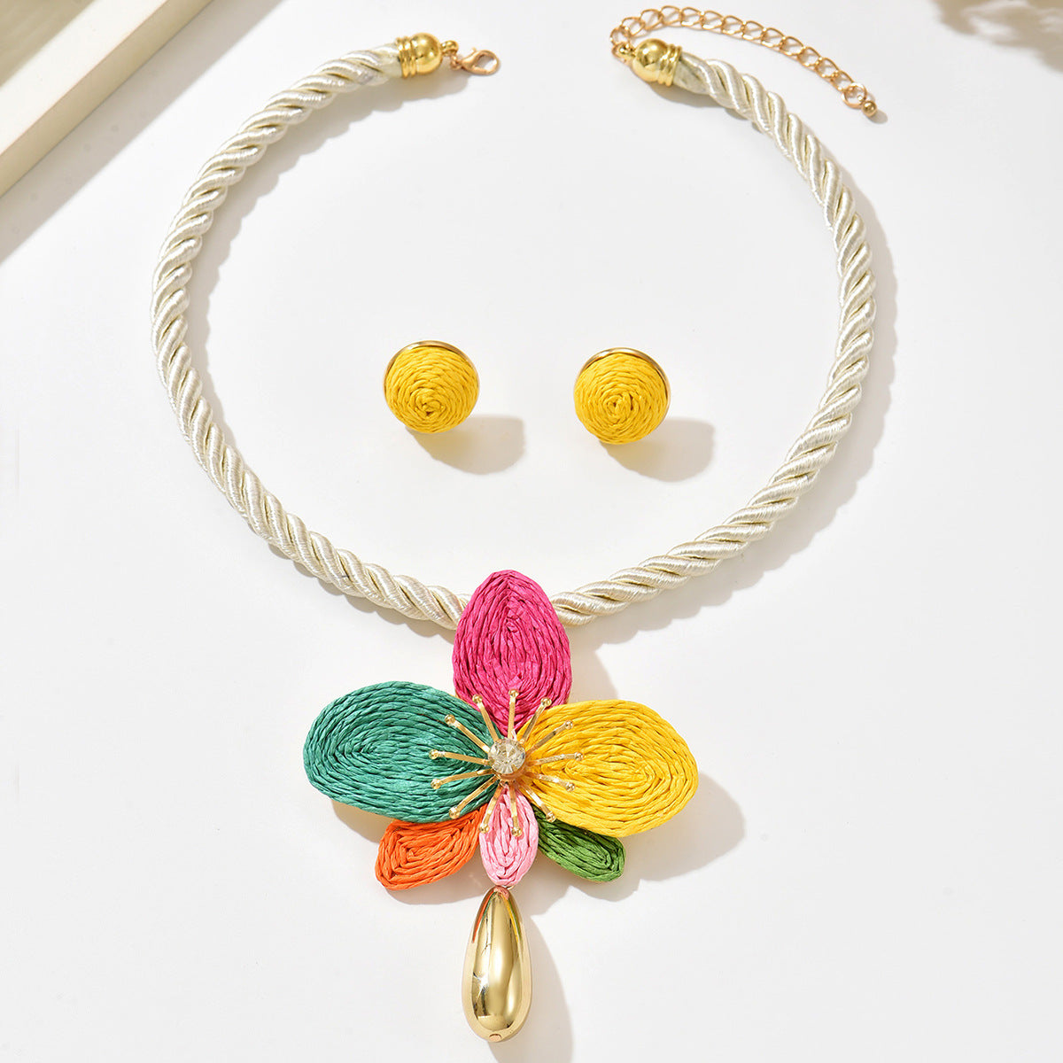 Women's Flower Raffia Retro Affordable Luxury High-grade Jewelry Set