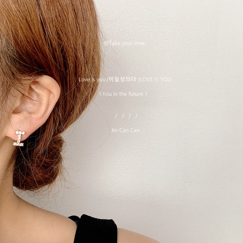 Inlaid Zircon Sier Needle Plated English Alphabet Earrings