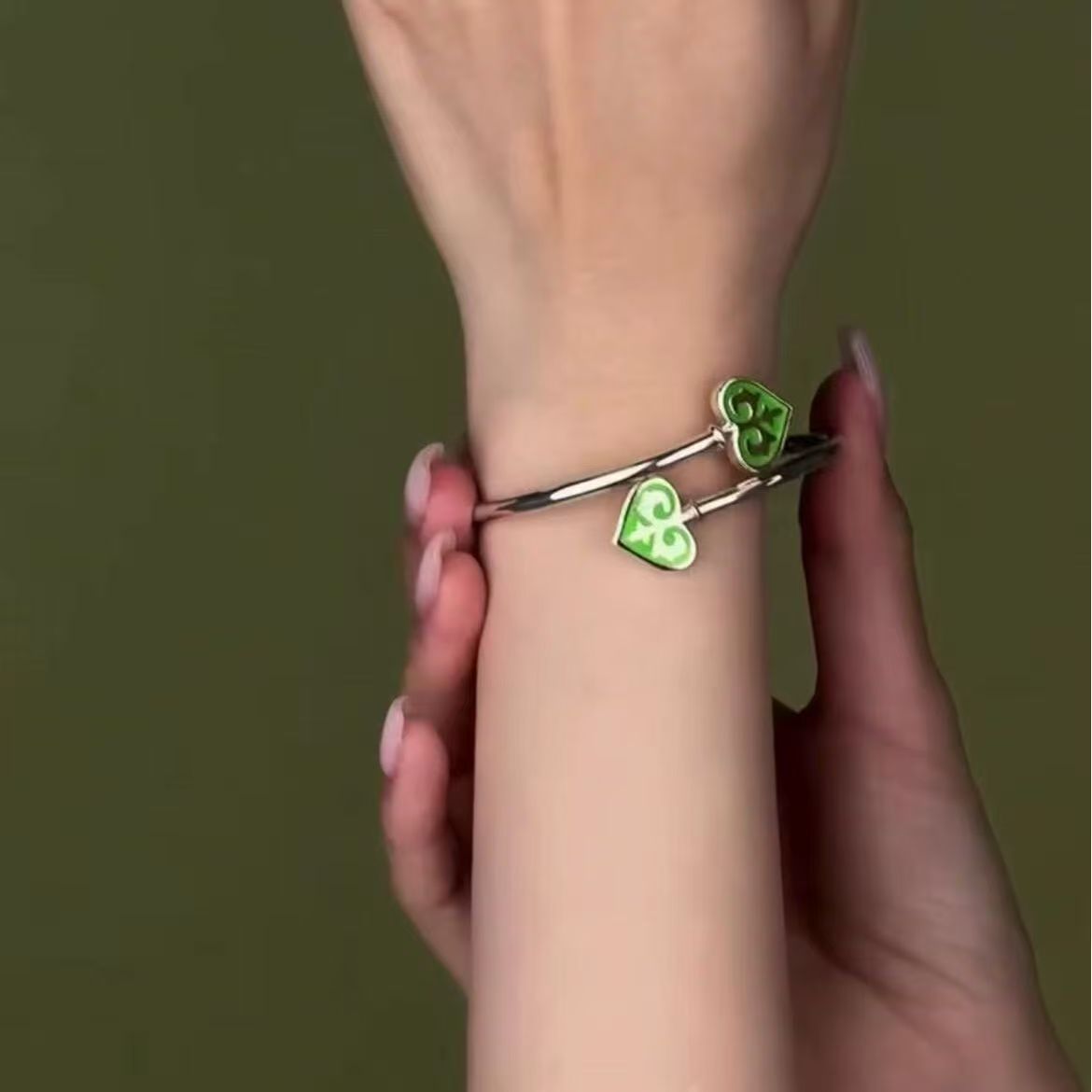 Women's Kazakh Open-ended Horn Pattern Personality Elements Temperament Unique Bracelet