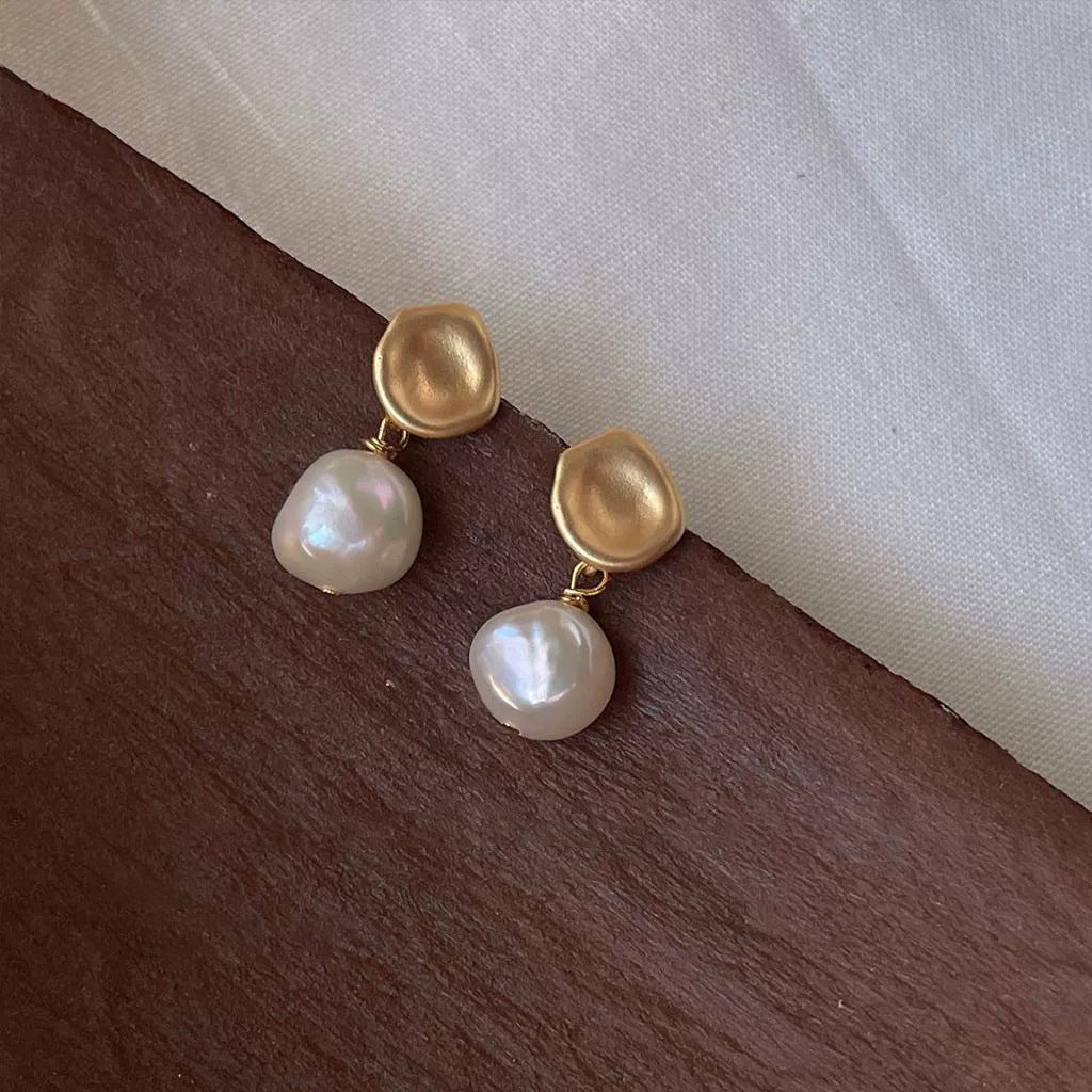 Clip Female Mild Luxury Retro Simple High-grade Matte Earrings