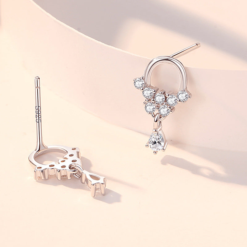 Mini boucles d'oreilles Style Sier pour femmes, petite fleur d'eau