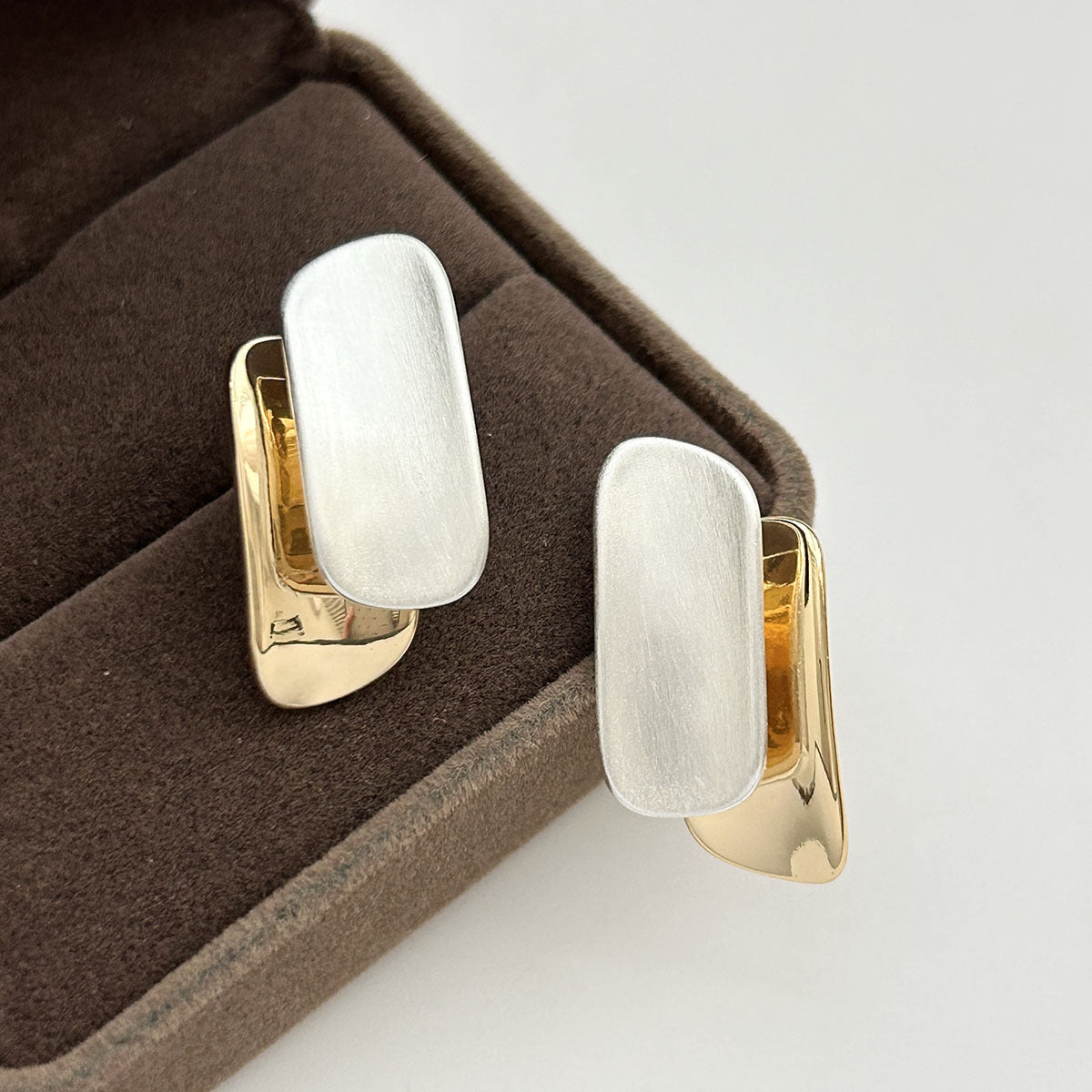 Contrast Color Cold Style Elegant Simple Earrings