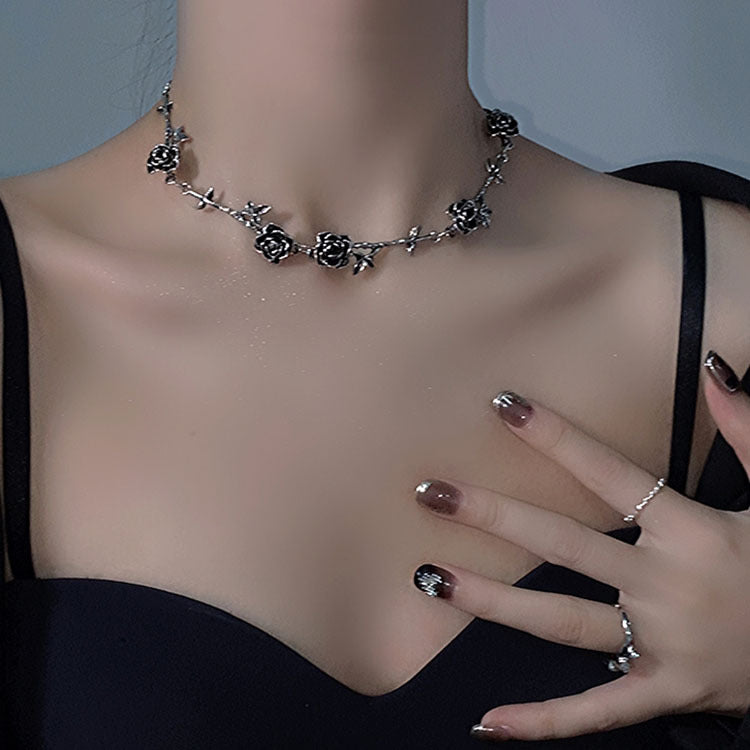 Women's & Men's Style Thorn Rose Retro Distressed Clavicle Chain Niche Necklace