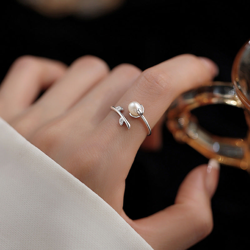 Exquisite Versatile Light Luxury High Sense Design Simple Daily Commuter Ring