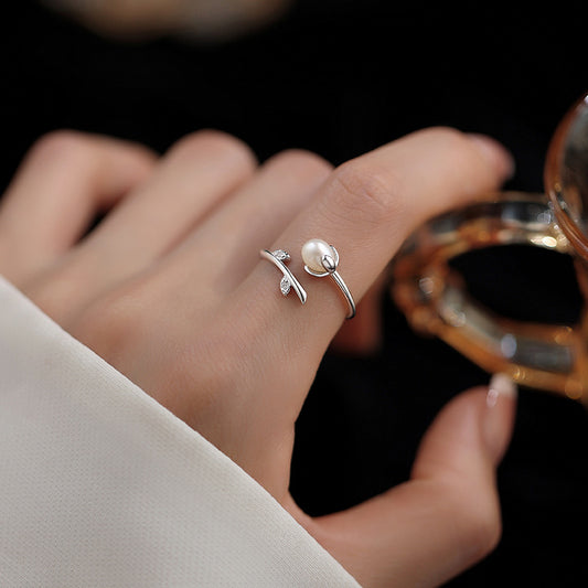 Exquisite Versatile Light Luxury High Sense Design Simple Daily Commuter Ring