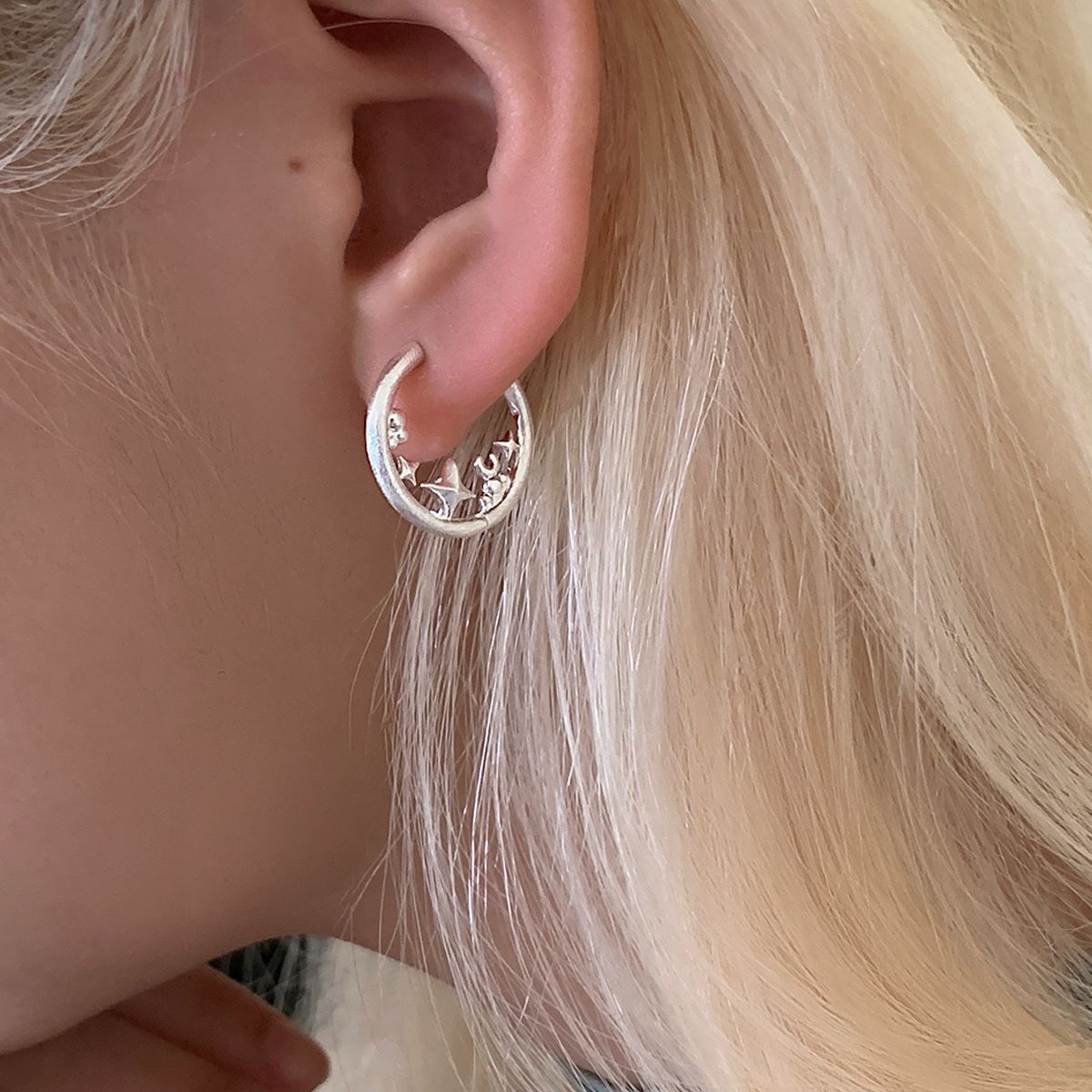 Women's Minority Design Circle Brushed High-grade Ear Rings