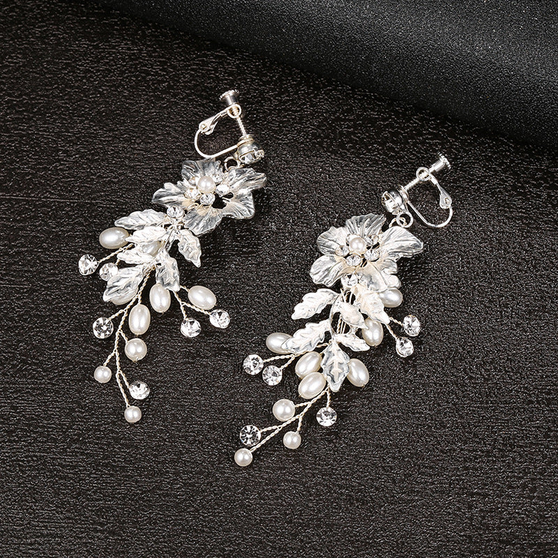 Accessoires d'oreille de mariée faits à la main, boucles d'oreilles à clip en forme de fleur