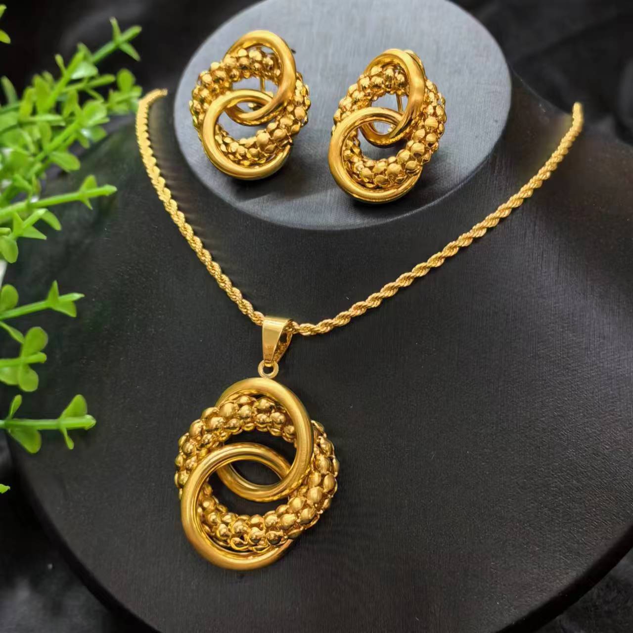 Bridal Ancient French Gold Nigeria Female Jewelry Set