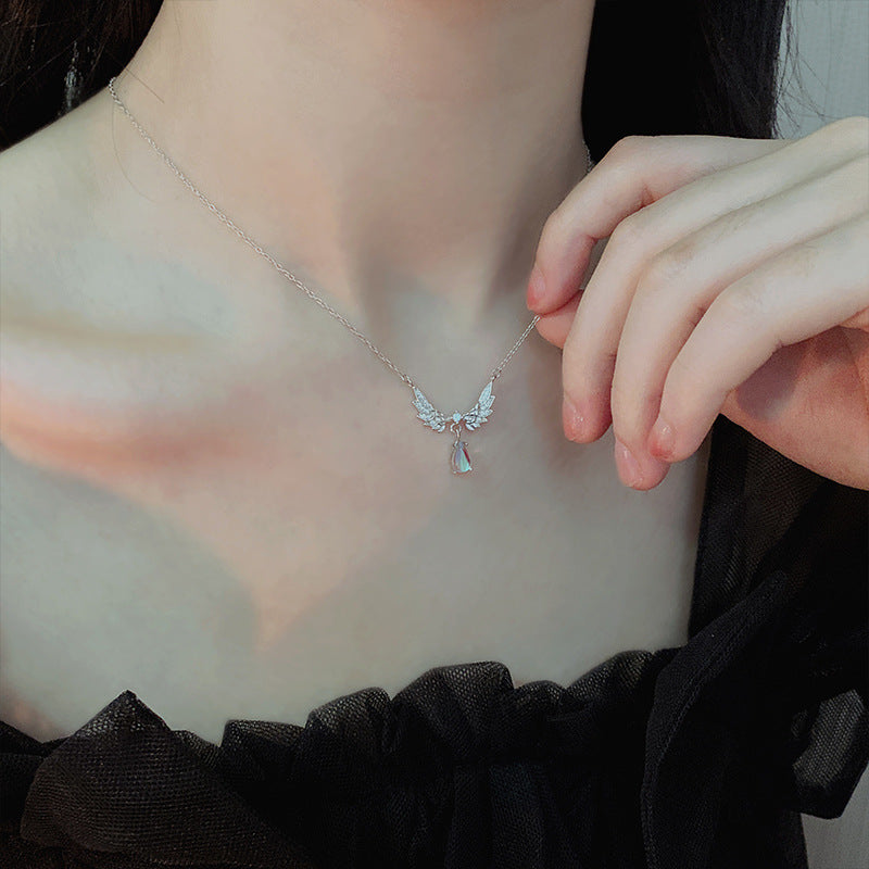 Wings Moonstone Female Niche Design Advanced Clavicle Necklace