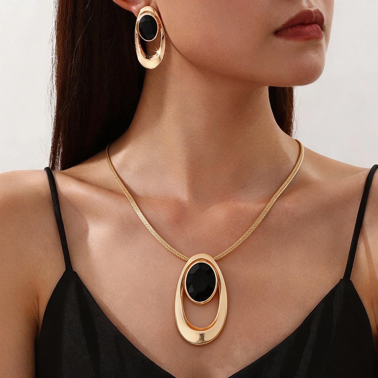 Women's Fashion Vintage Oval Three Buckle Charm Creative Refined Jewelry Set