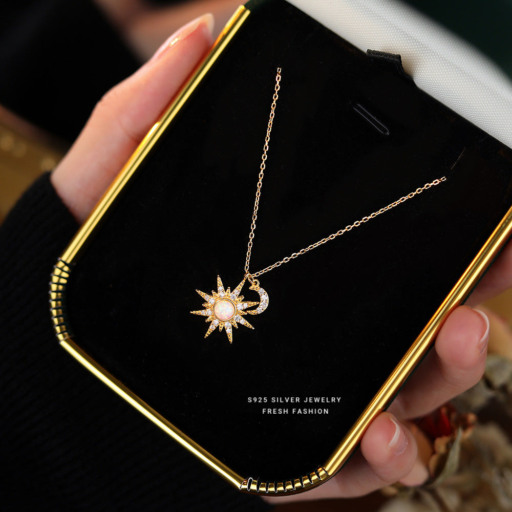 Women's Luxury And Simplicity Niche Design Temperament Necklaces