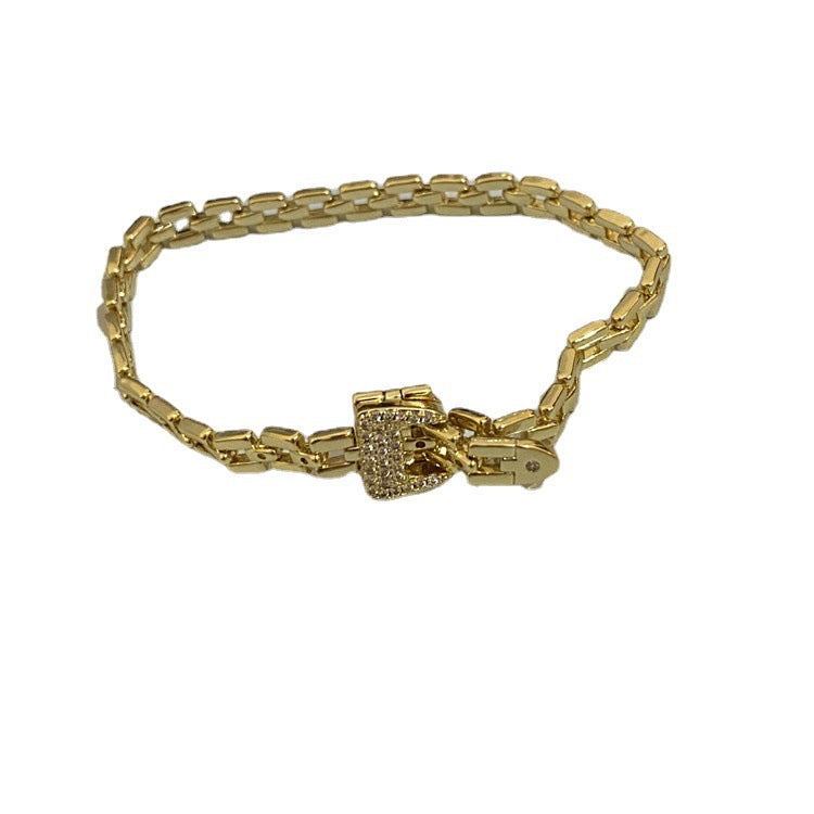 Bracelets de luxe légers et raffinés avec boucle de ceinture en strass pour femmes, intérêt particulier