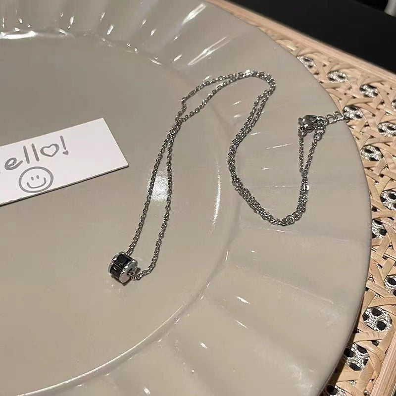 Women's Small Waist For Light Luxury Minority Exquisite Refined Grace Necklace