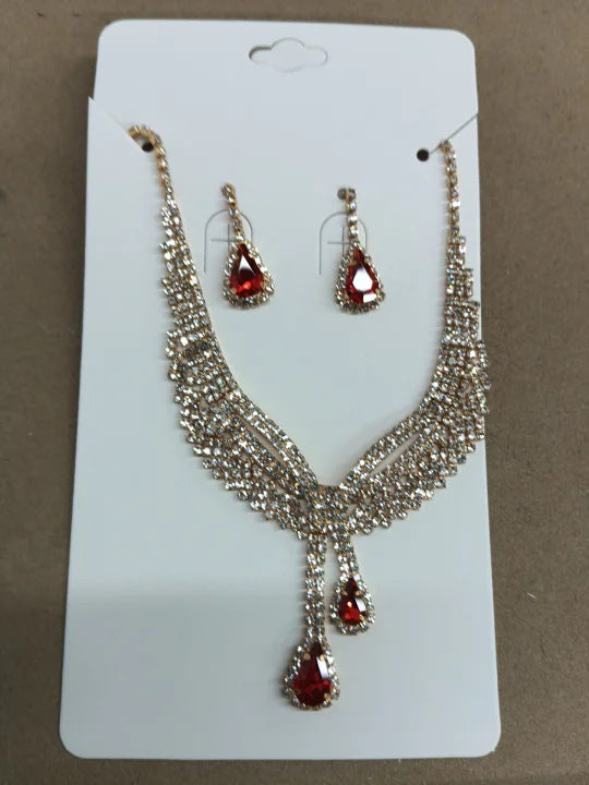 Women's Emerald Square Elegant Vintage Temperament Clavicle Light Luxury Earrings
