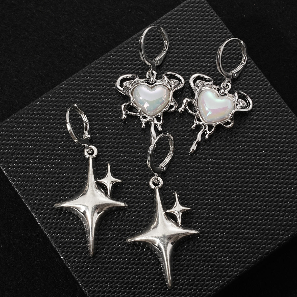 Women's Style Sweet Cool Sier Shaped Heart Shape Suit Ear Clip Stud Earrings