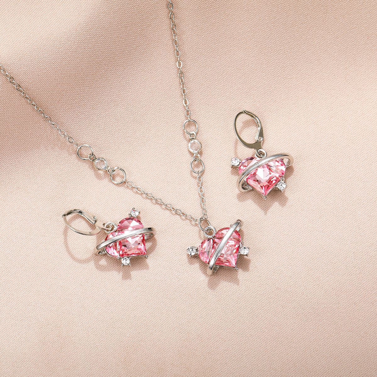 Pink Love Planet Peach Heart Female Necklaces