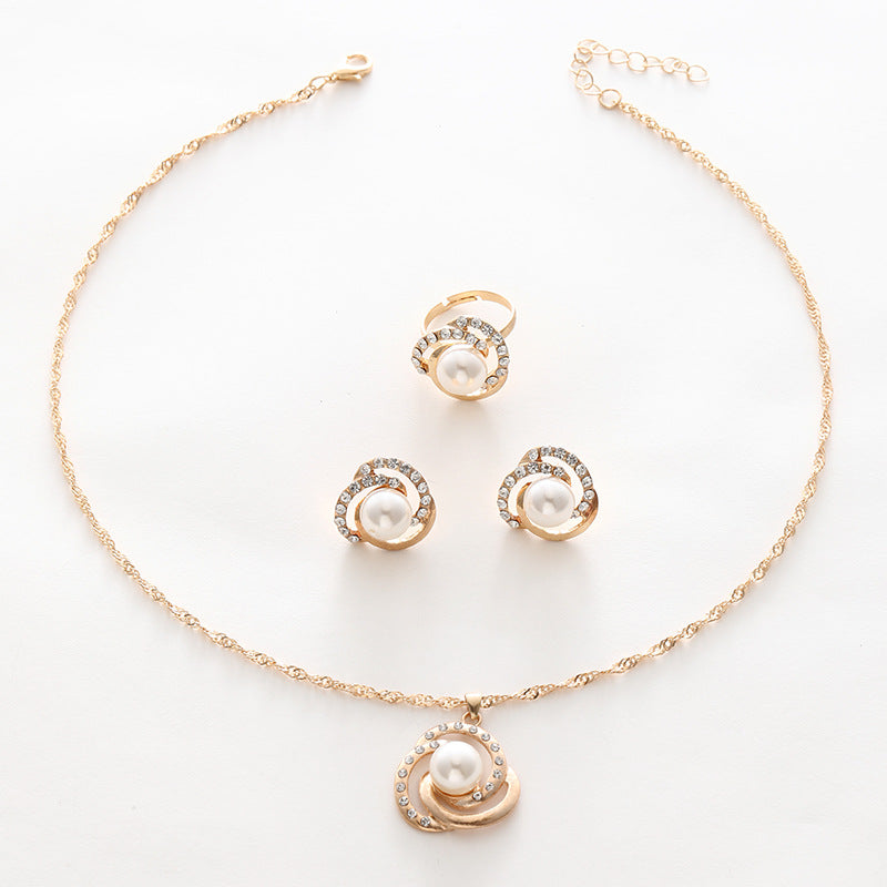 Women's Luxury Fashion Simple Diamond Flower Pearl Jewelry Set