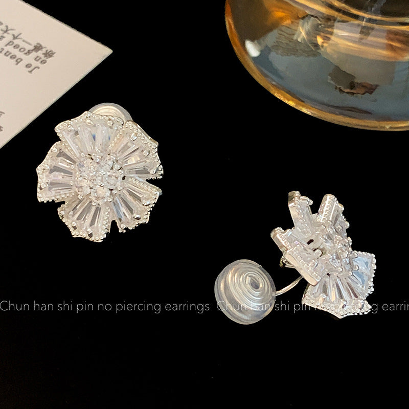 Flower Light Luxury High-grade Dinner Wedding Exquisite Design Fashion Without Earrings