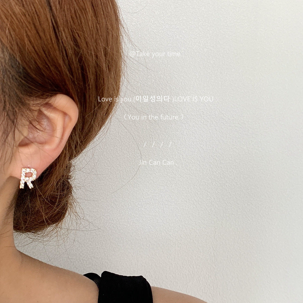 Inlaid Zircon Sier Needle Plated English Alphabet Earrings