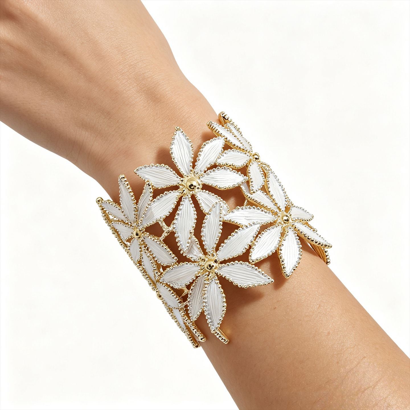 Women's Exaggerated Enamel Drip Glazed Petal Light Luxury Metal Bracelets