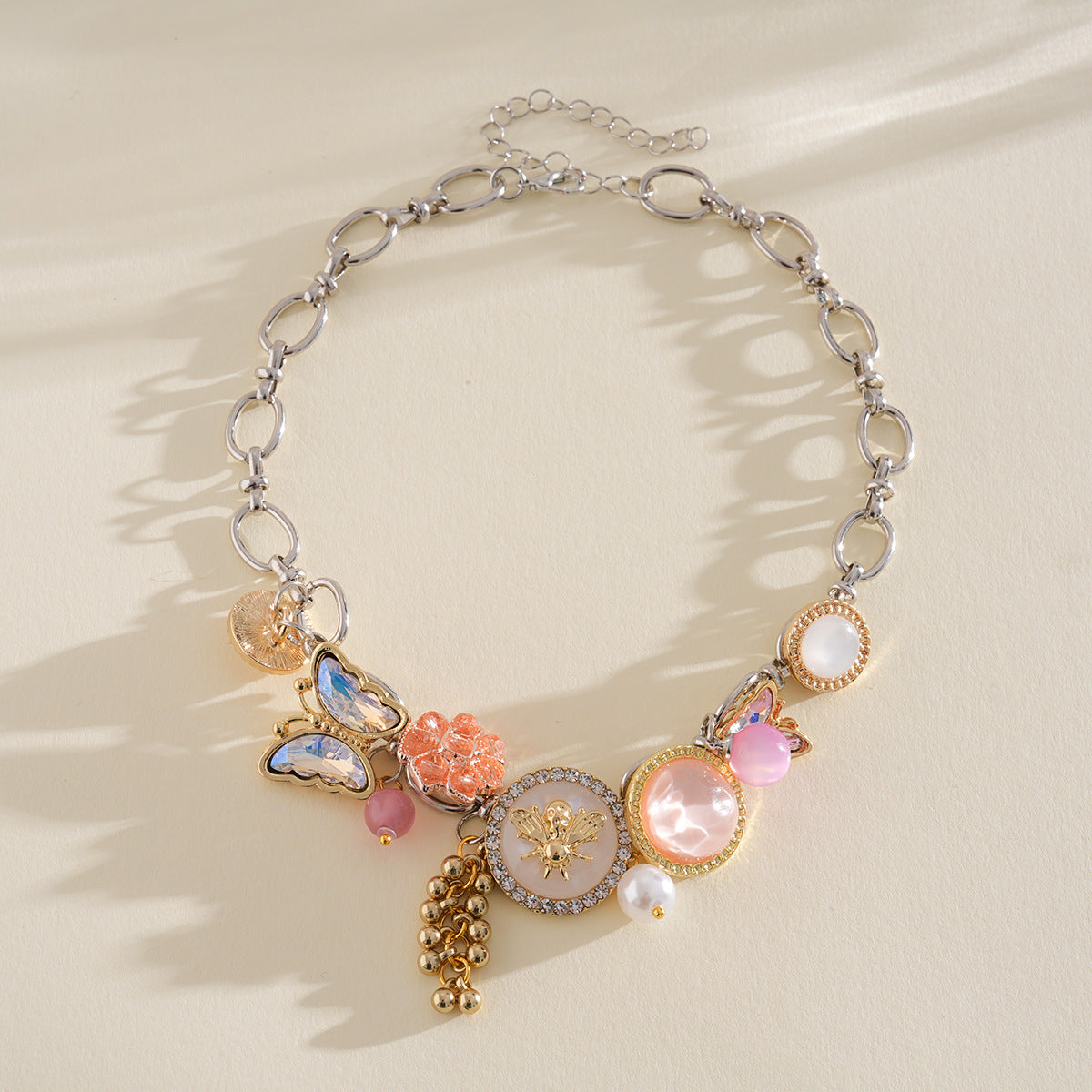 Women's Round Pearl Light Luxury Minority Vintage Clavicle Chain Jewelry Set