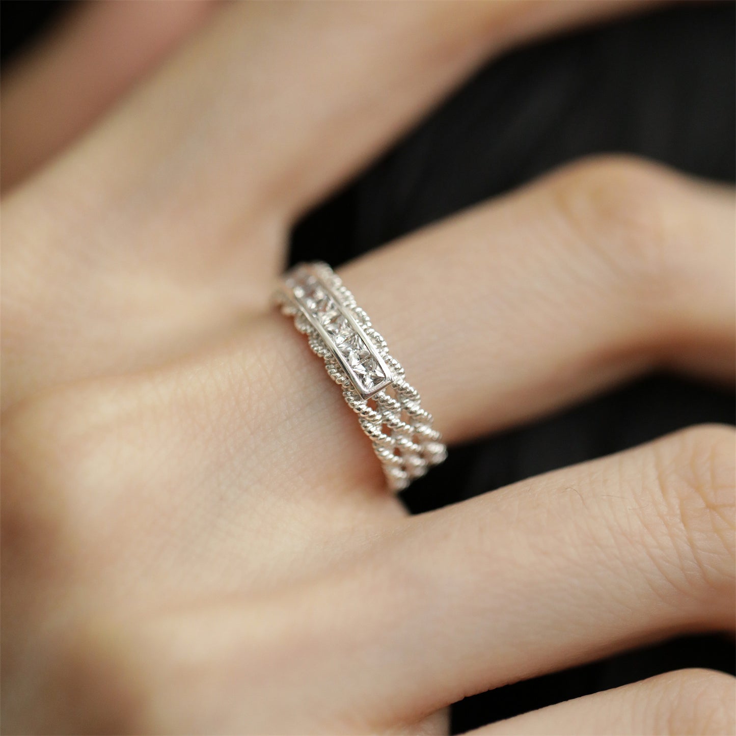 Cold Style Light Luxury White Zirconium Horizontal Lace Female Rings