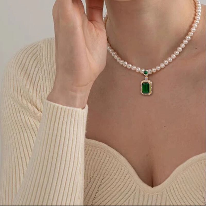 Women's Pearl Summer Clavicle Chain Simple Green Zircon Pendant High-grade Necklaces