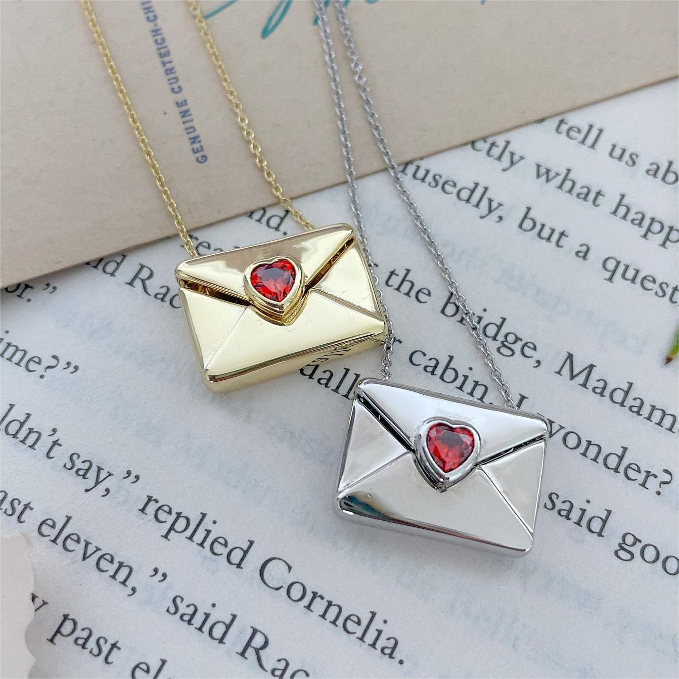 Envelope Box Opening And Closing English Necklaces