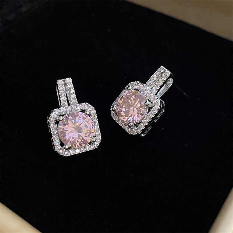 Female High-grade Diamond Studded With Zircon Earrings